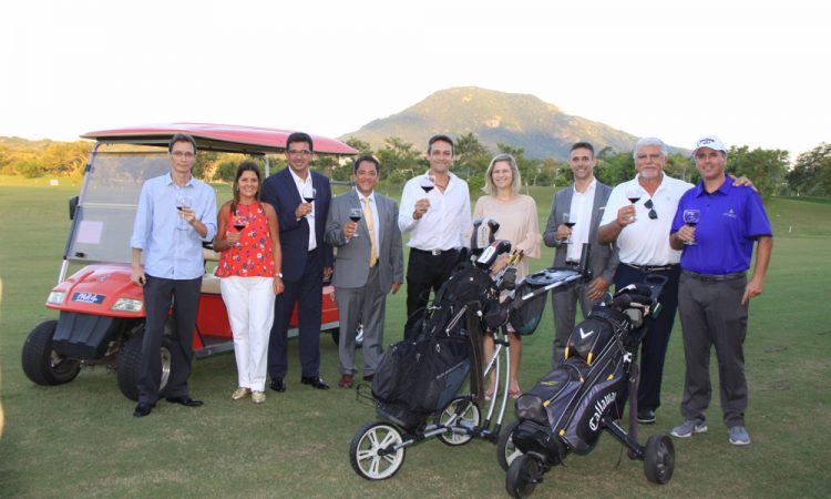 O destino turístico que mais encanta os argentinos, Florianópolis, foi escolhido como sede do lançamento do Circuito Internacional de Golf pelos Caminhos do Vinho - Copa “Bodega Los Haroldos 2018” no Brasil