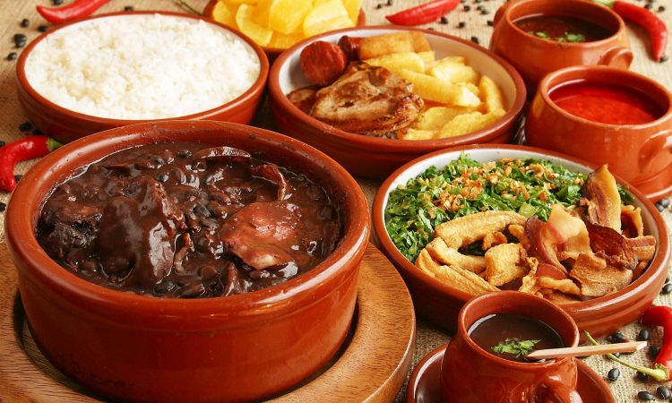 Gastronomia brasileira - Feijoada - Falando de Turismo