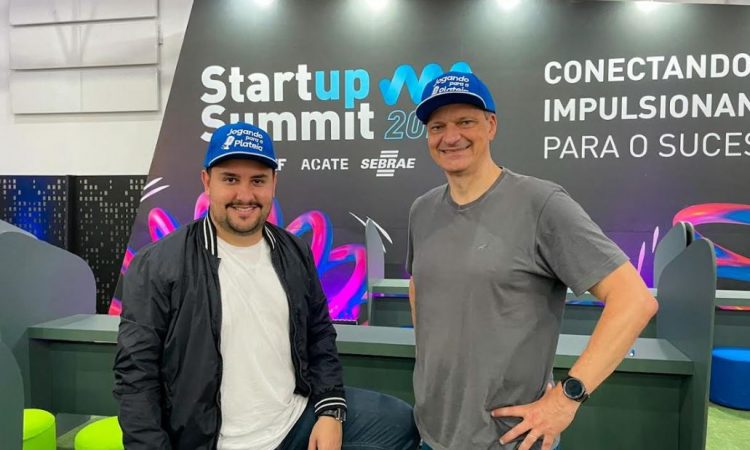 podcast Jogando para a Plateia no startup summit