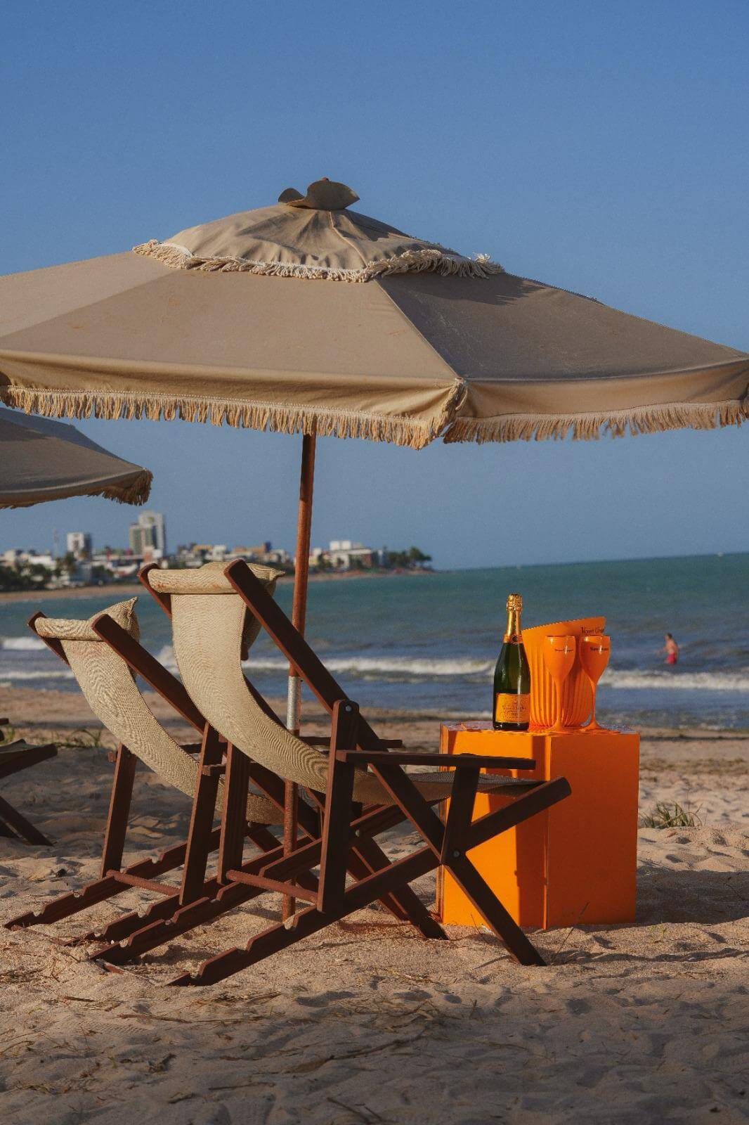 HCM Hotel, em João Pessoa, é o primeiro da Paraíba com ambientação exclusiva da Veuve Clicquot