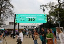 Imagens relacionada Tecnologia que captura CO₂ veste equipe da Febratex 2026 em Blumenau