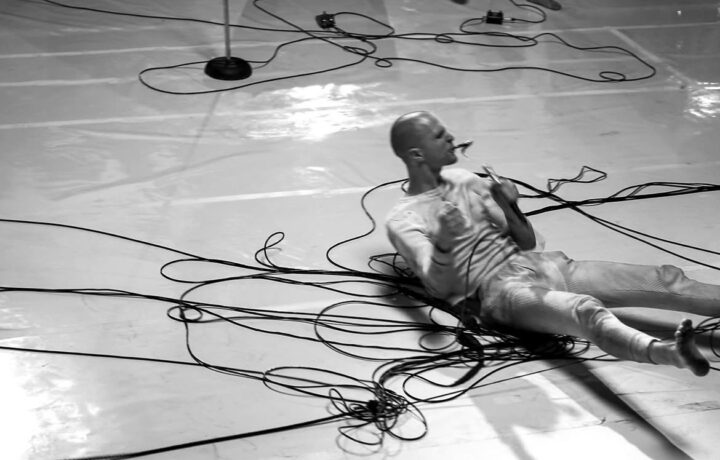 JMSN confirma turnê pelo Brasil com shows em Curitiba, Rio de Janeiro e São Paulo