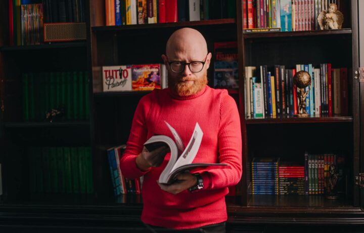 Sic transit gloria mundi — e, pelo visto, a glória da gramática também.