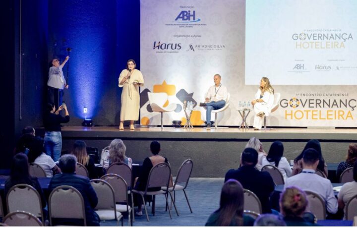 Harus e ABIH-SC reforçam agenda de qualificação profissional na hotelaria catarinense